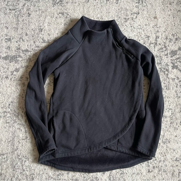 Athleta pullover - Picture 1 of 6